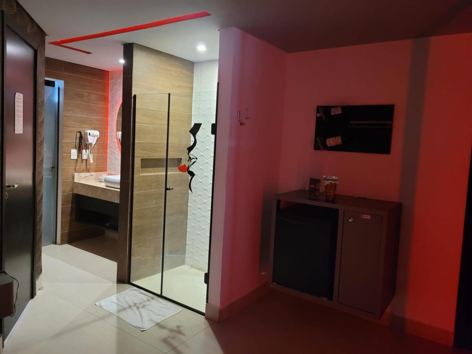 Deslize Hotel del amor Curitiba