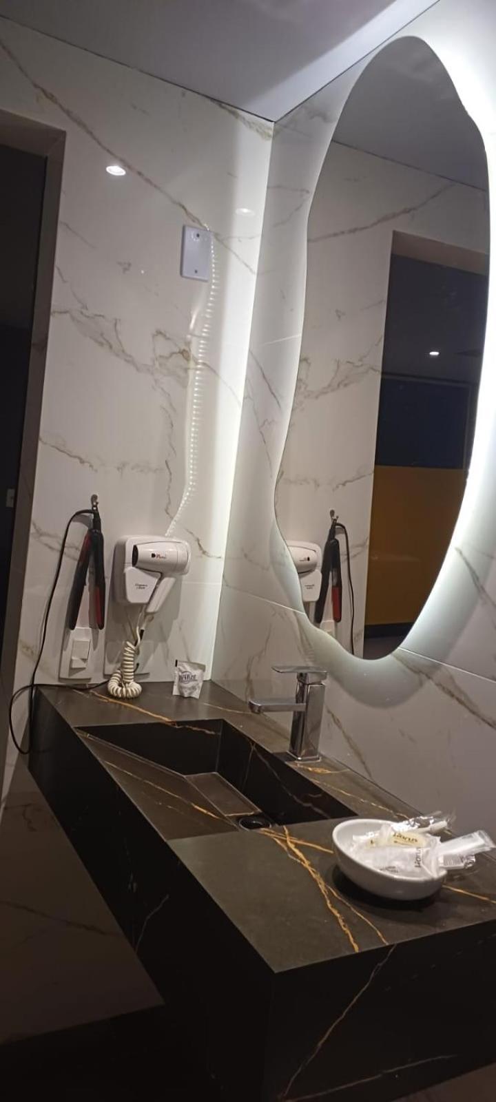 Love hotel Deslize